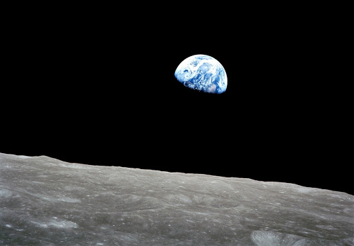 Apollo 8, Erdaufgang (NASA 3-as08-14-2383a, genutzt unter Public Domain US Government)