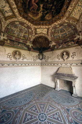 Chamber of the eagles