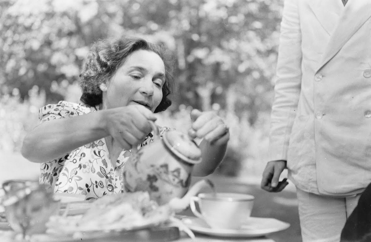 Artist James Daugherty-Weston, Conn.