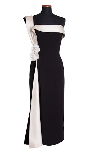 Cocktail dress for for actress Elizabeth Taylor