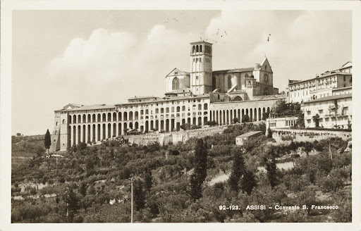 Basilica of San Francesco d'Assisi, Piazza Inferiore di S. Francesco, Assisis