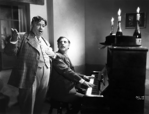 Joaquín Pardavé and Fernando Soler in a scene from "México de mis recuerdos"