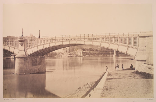 LYON. VIADUC.