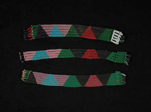 Isithokothela / Choker