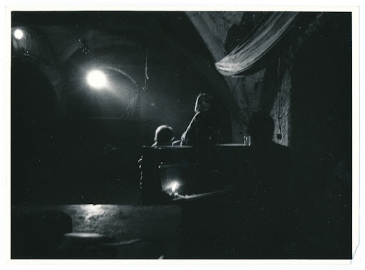 Cellar Under the Rams – Wanda Warska in performance