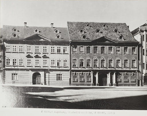 Augsburg: Bürgerhäuser Maximiliansplatz B 40 - 41 (Ulrichsplatz 10-12)