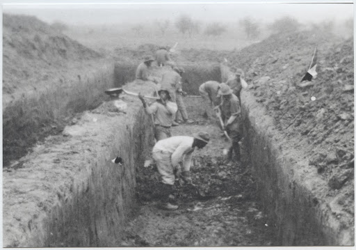 Workers digging, World War I