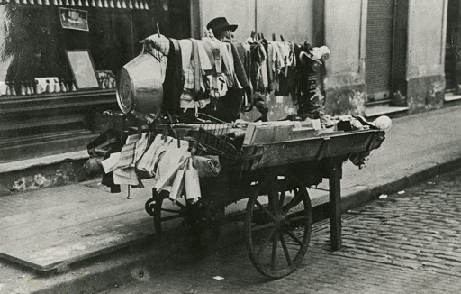 Cuenteniks (peddlers)