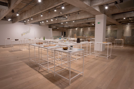 Ceramic and wood crafts arranged by region