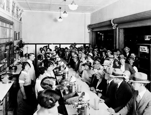 Juice Bar, Flinders Street Station 1926