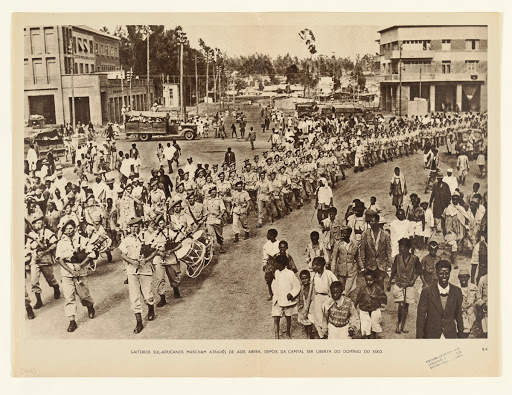 GAITEIROS SUL-AFRICANOS MARCHAM ATRAVÉS DE ADIS ABEBA ...