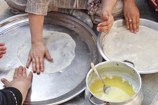 Making feteer bel samna baladi