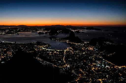 Sunrise of the Guanabara Bay and Sugarloaf