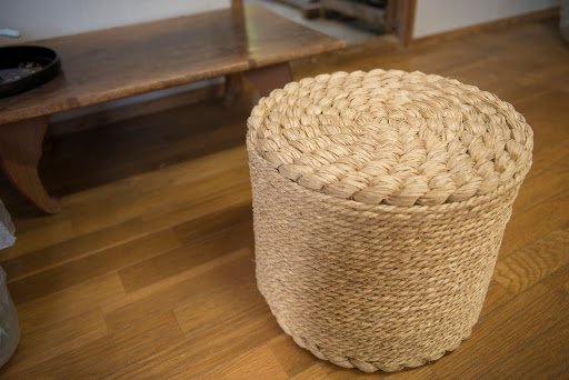 Straw Craft "Koshikake (Stool)"
