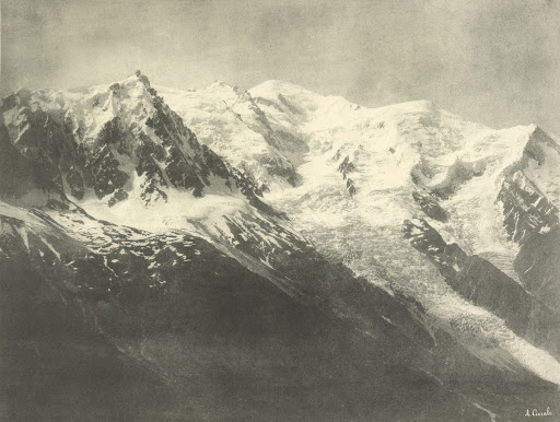 La Chaîne du Mont Blanc de L'Aiguille du Midi a L'Aiguille du Goûter. Prise de la Flégère.