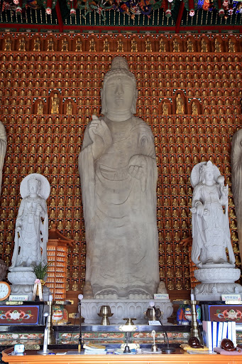 Stone Buddhas of Yonghwasa Temple, Cheongju