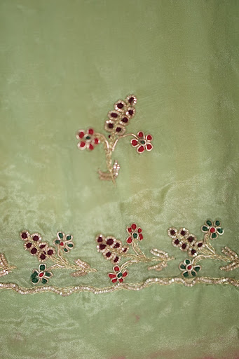 Delicate zardozi on a dupatta