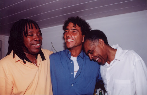 Gilberto Gil com Milton Nacsimento e Marcos Palmeira no camarim do show Gil & Milton, no Canecão