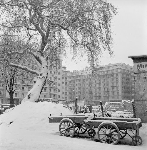 Snowy view of Navarino Square, Thessaloniki