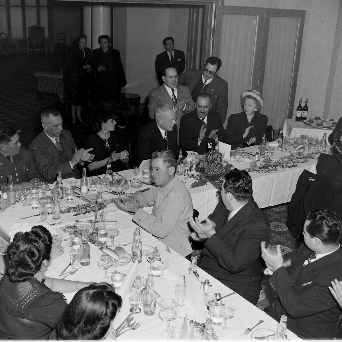 Governor Warren In Laredo Texas