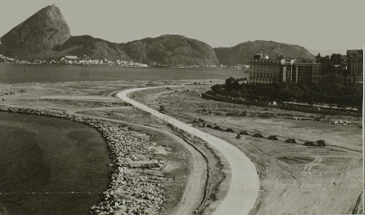 Construção de pistas do Aterro do Flamengo