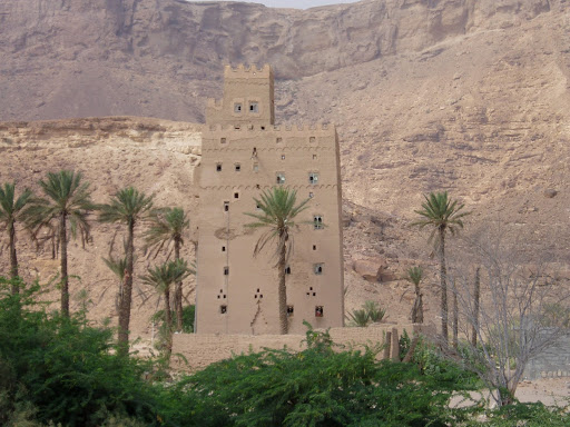 Mud brick house in as-Sufal area, wadi Hadramaut