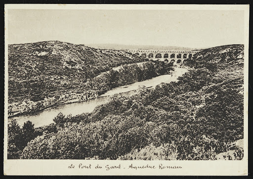 Carte postale. Le Pont du Gard Verso