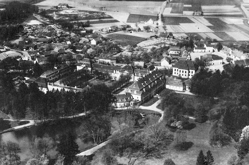 The Palace in Goszcz: Archival Materials