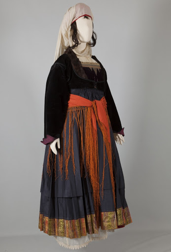 Local costume from Psara Woman's costume from Psara