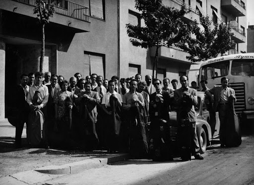 Matz.Yagoslav cellists.group photo outside tv studio. 1950.Box2.folder1