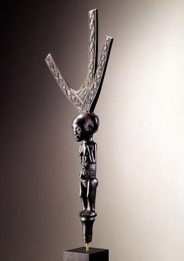 Bow and arrow rest (Luba)