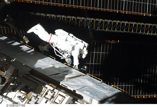 View of STS-129 MS3 Foreman during EVA2