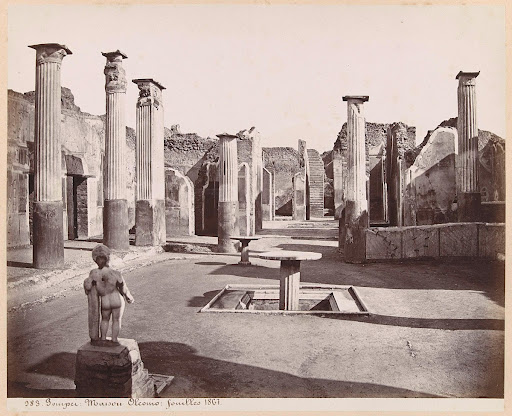 Restanten van het huis van Oleonio in Pompeï, Italië