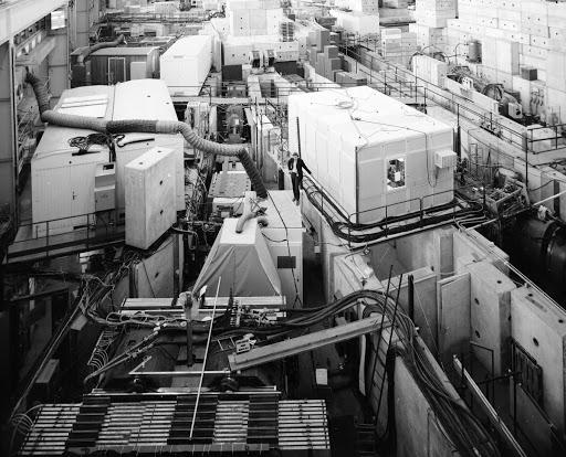 Experiments at the lab. I, hall East