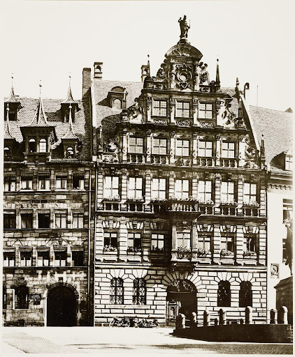 Nuremberg: Pellerhaus, Egidienplatz 23