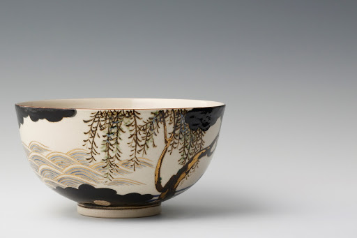 Bowl with willow tree and bridge, Kyoto Ware