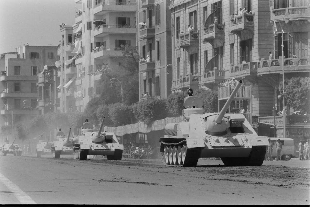 Nasser's Military Parade In Cairo