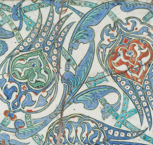 Tile with stylised tulips