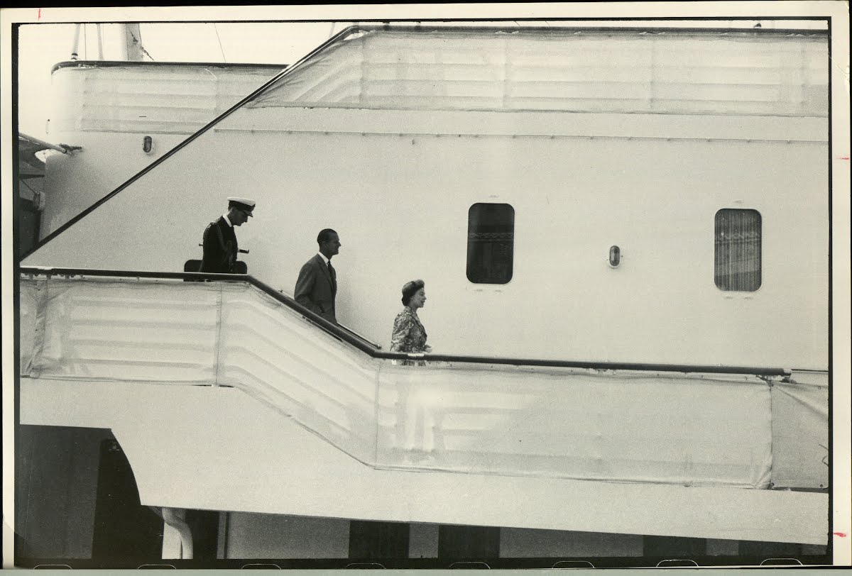 Queen's Tour