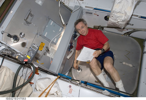 View of FE Thirsk during Vestibule Depress Procedures