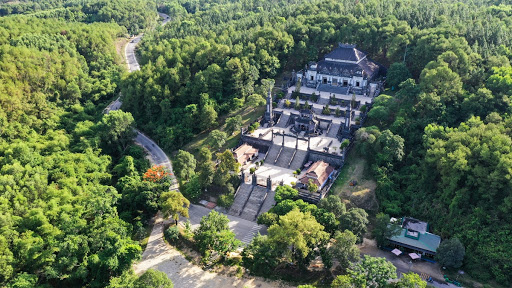 Toàn cảnh lăng Khải Định