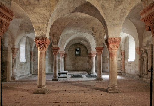 Stiftskirche St. Servatii, Krypta nach Osten