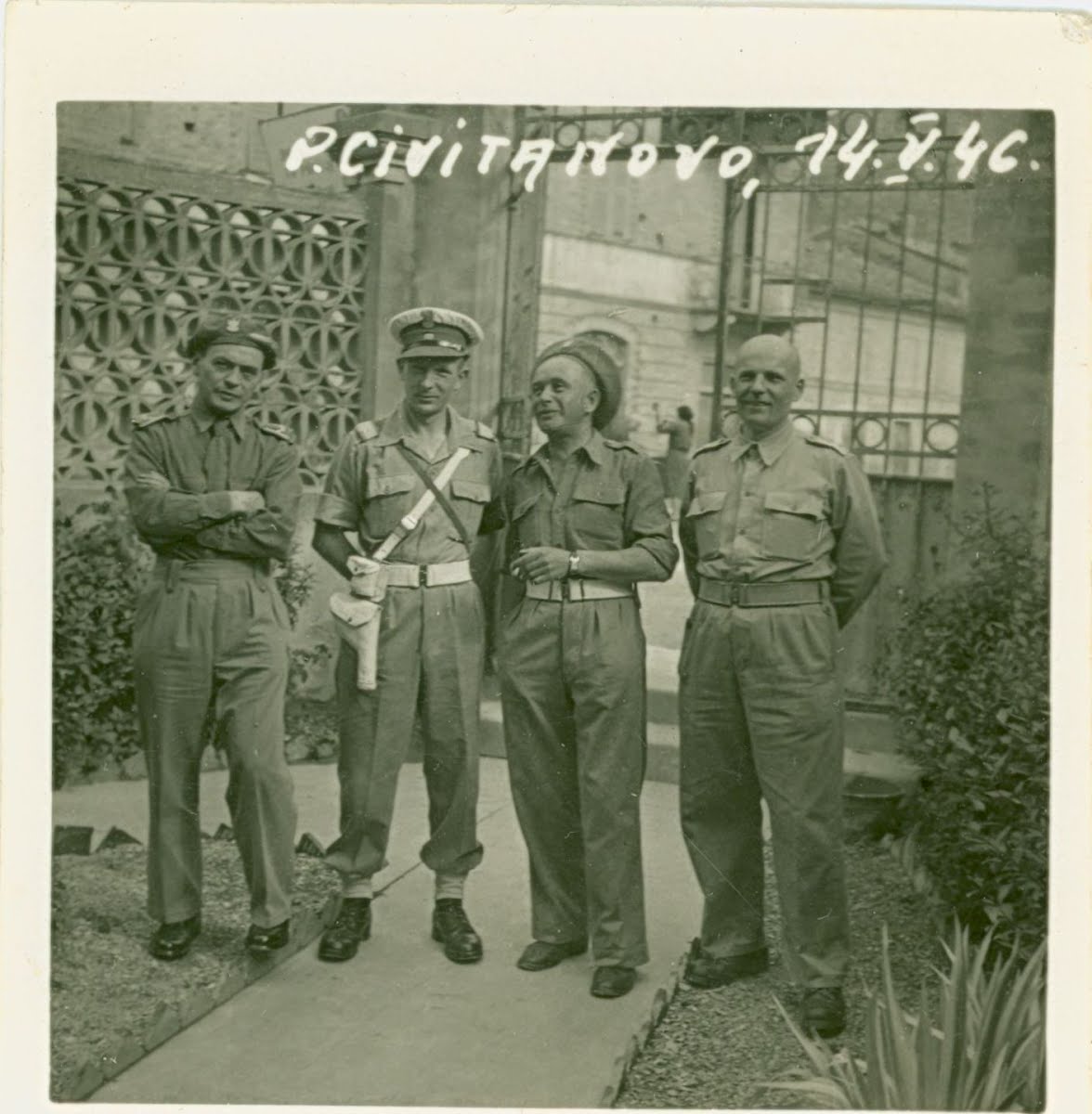 Kazimierz Młyńczak (first from left) while serving in Italy after the war