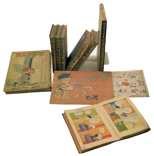 "Norakura Gocho" (1937) The manga with "Omusubi Kozo" (Rice ball boys) with Tezuka Osamu's mother Fumiko drawn The picture inside the circle is enlarged.