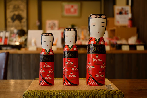 Hakota Dolls