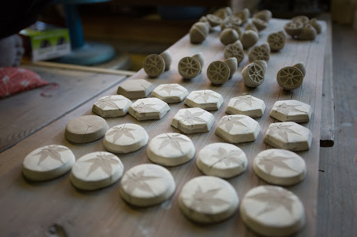 Glazing, Miyajima osuna ware