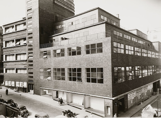 Stuttgart: Former department store Schocken (Merkur)