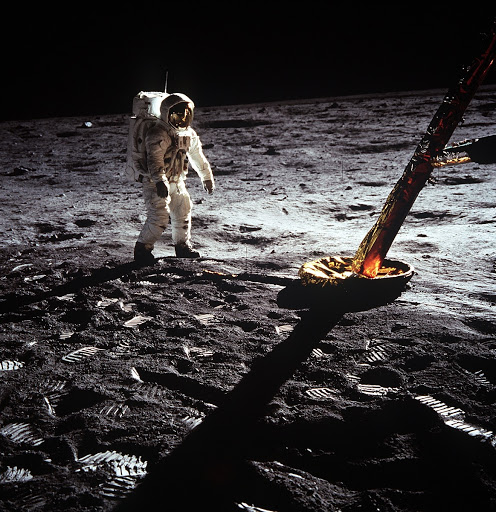 An Apollo 11 astronaut on the Moon. (NASA CC BY-NC 2.0)