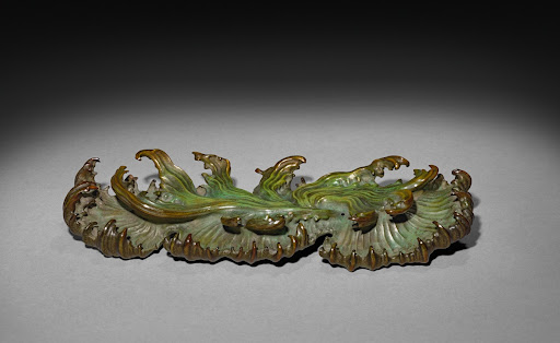 Figure of Daoist Immortal He Xiangu (base)