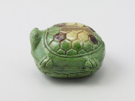交趾大亀香合 - Swatow ware — Google Arts & Culture